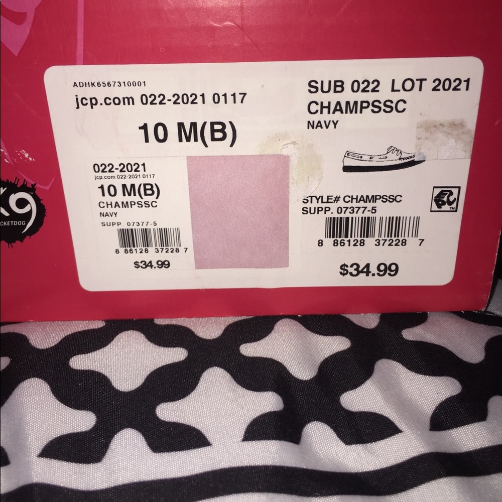 Ladies boat shoes